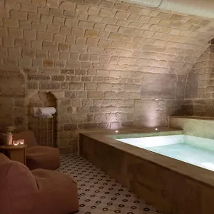 Le Petit Beaumarchais & Hotel Paris